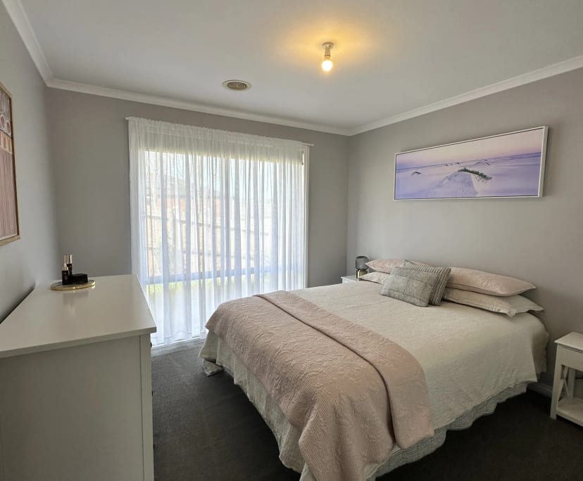 $300, Share-house, 4 bathrooms, Drouin VIC 3818