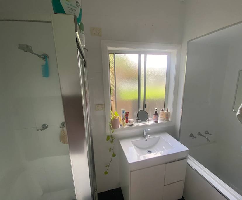 $215, Share-house, 2 bathrooms, Wollongong NSW 2500