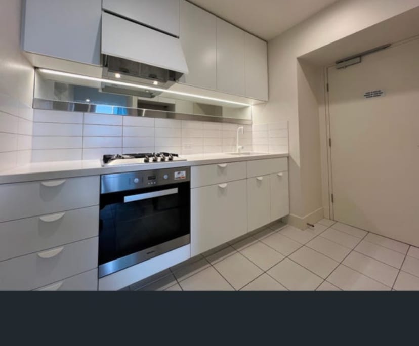 Furnished room in a flatshare