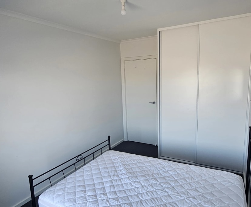 Room in a share house