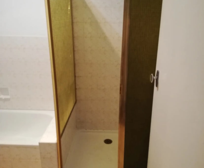 $120, Share-house, 5 bathrooms, Coorparoo QLD 4151