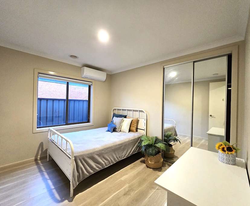 propertyImage