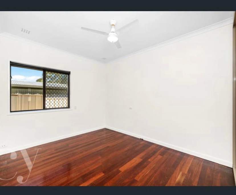 Unfurnished room in a share house