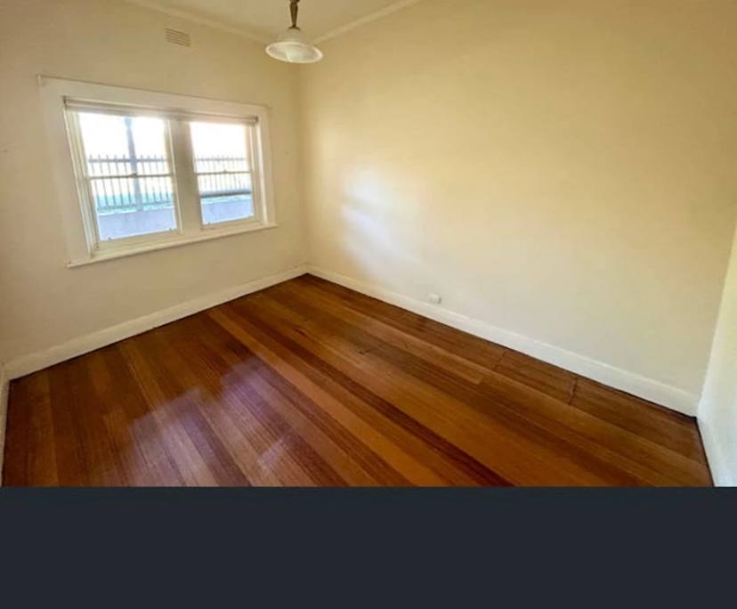 Unfurnished room in a share house