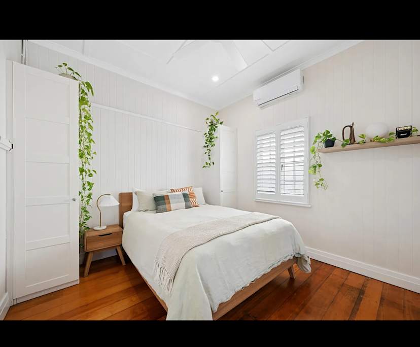 Whole property with 3 rooms for rent