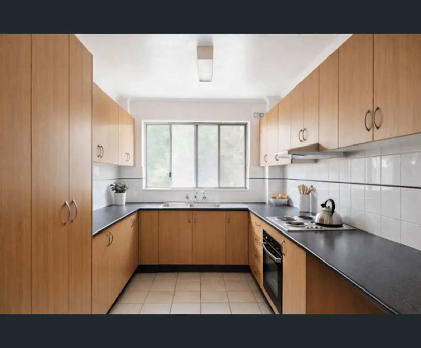 Unfurnished room in a flatshare