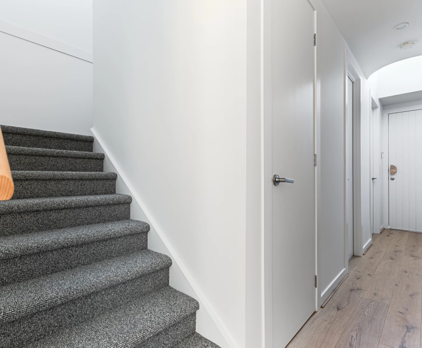 $230, Share-house, 3 bathrooms, Fraser Rise VIC 3336