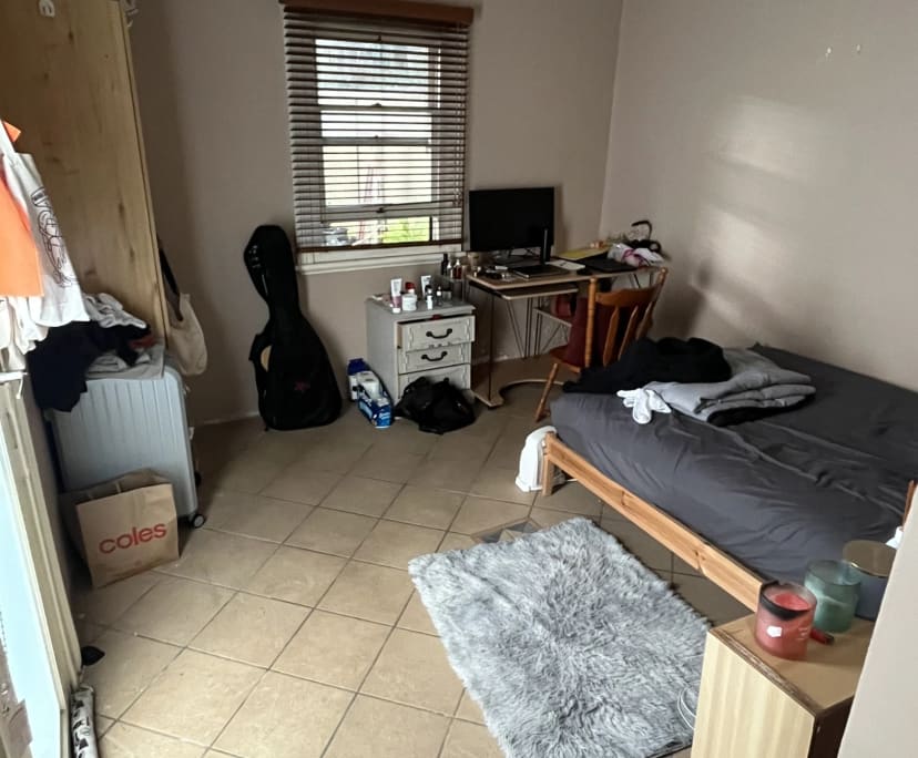 Furnished room with own bathroom