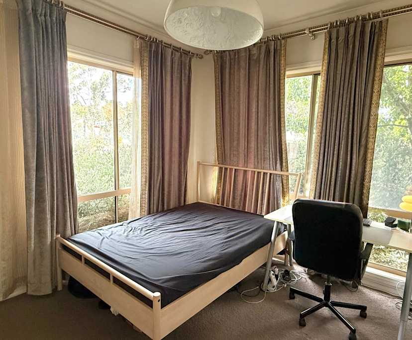 Furnished room in a share house