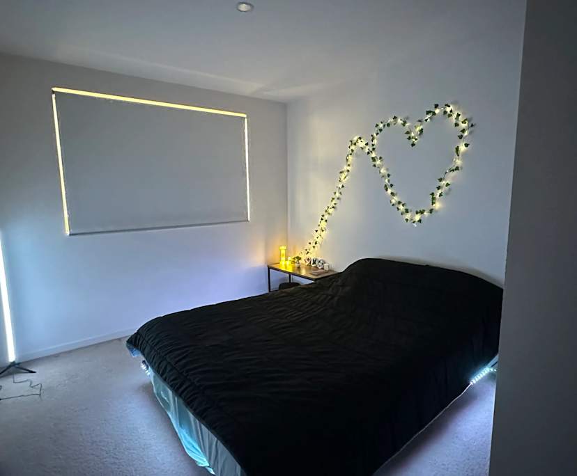 Furnished room in a flatshare