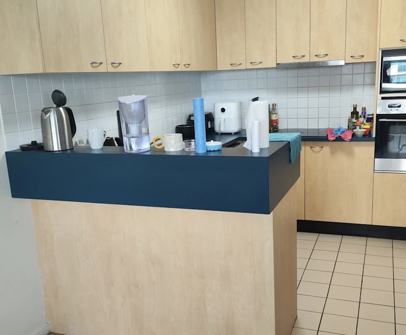 Furnished room with ensuite in a flatshare