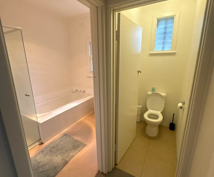 $300, Share-house, 2 bathrooms, Portsea VIC 3944