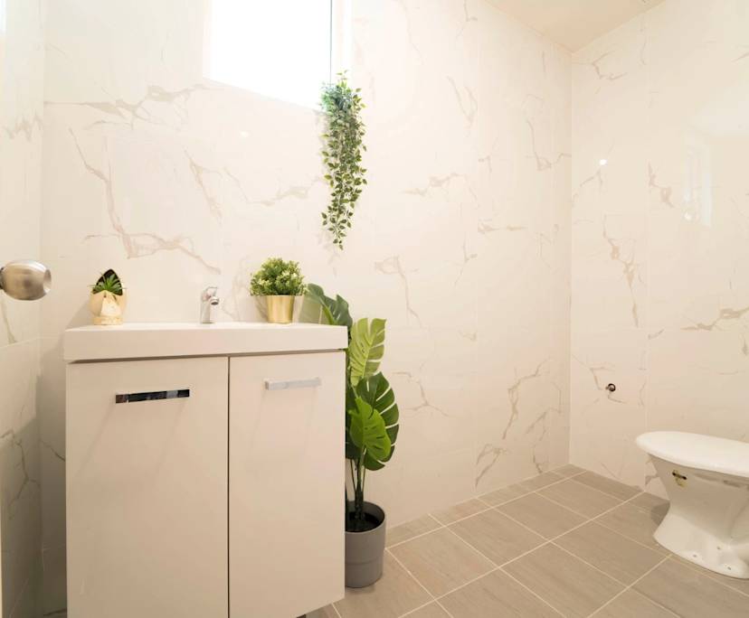 $370, Share-house, 6 bathrooms, Surry Hills NSW 2010
