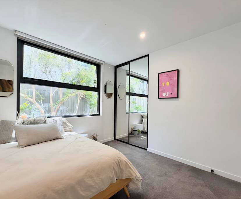 $350, Share-house, 2 bathrooms, Glen Huntly VIC 3163