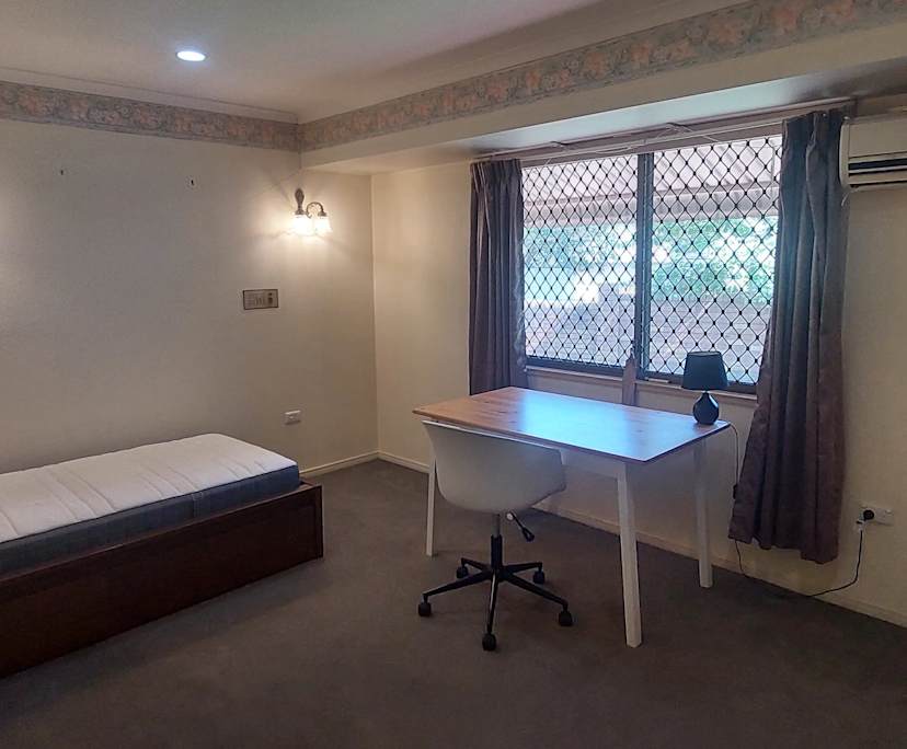 $250, Share-house, 2 rooms, Chapel Hill QLD 4069, Chapel Hill QLD 4069