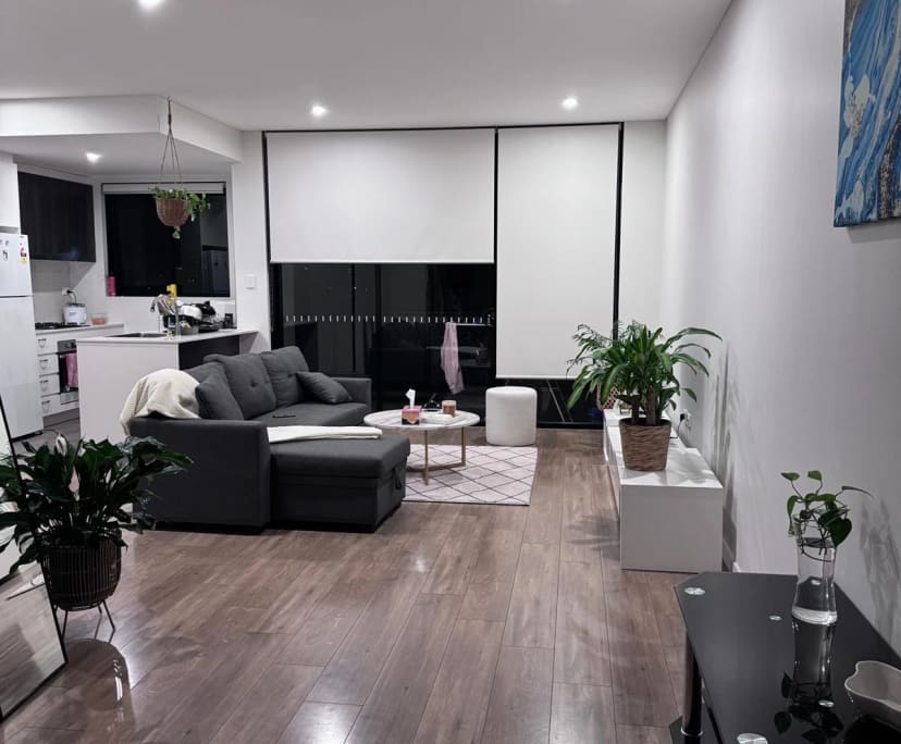 Unfurnished room with own bathroom