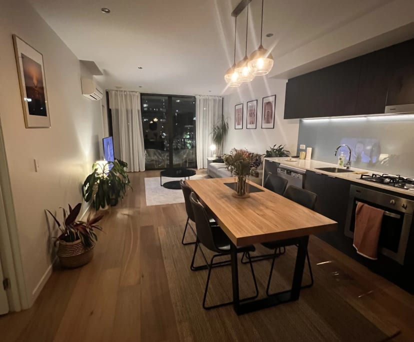 Furnished room in a flatshare