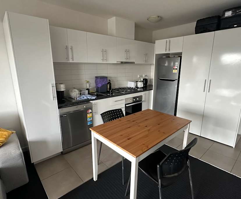 Furnished room in a flatshare