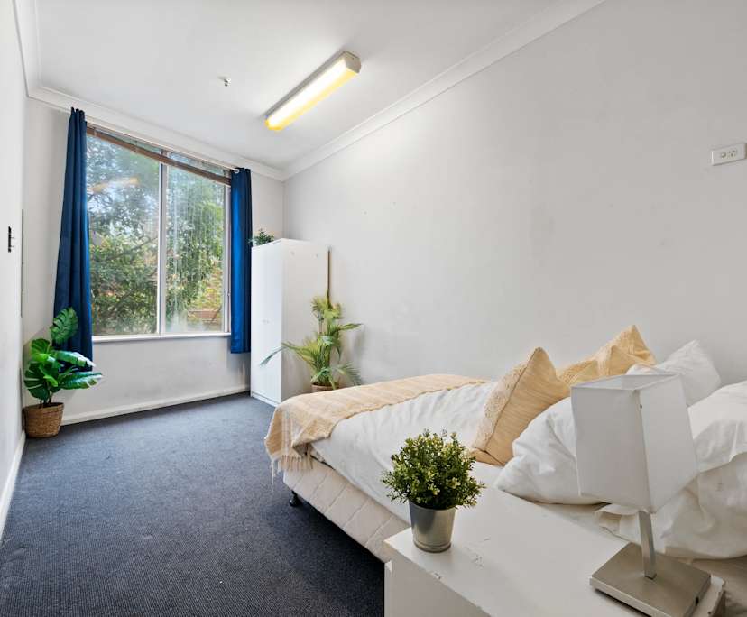 $370, Share-house, 6 bathrooms, Surry Hills NSW 2010