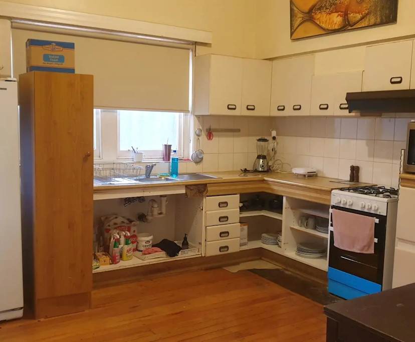 Furnished room in a share house