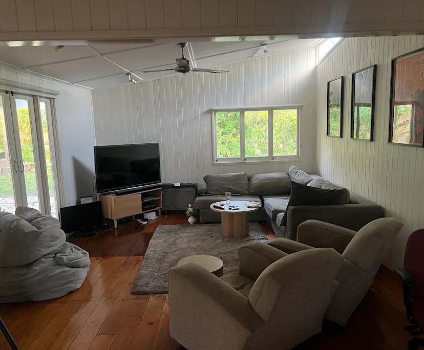 Unfurnished room with own bathroom