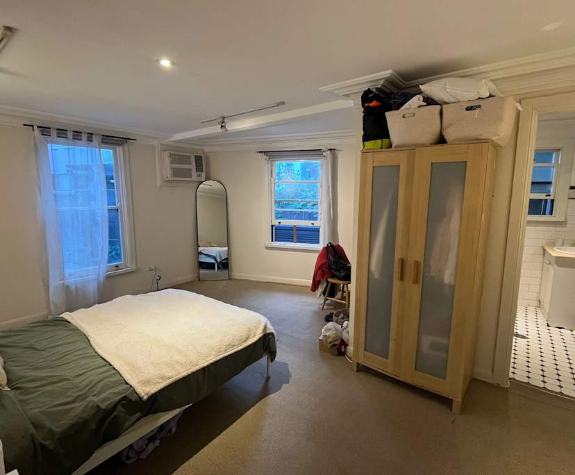 Unfurnished room in a share house