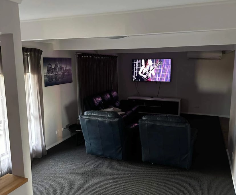 Room in a share house