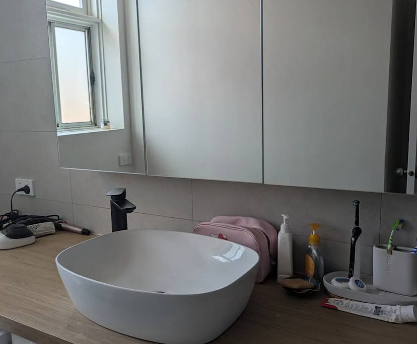 $250, Flatshare, 2 bathrooms, Essendon VIC 3040