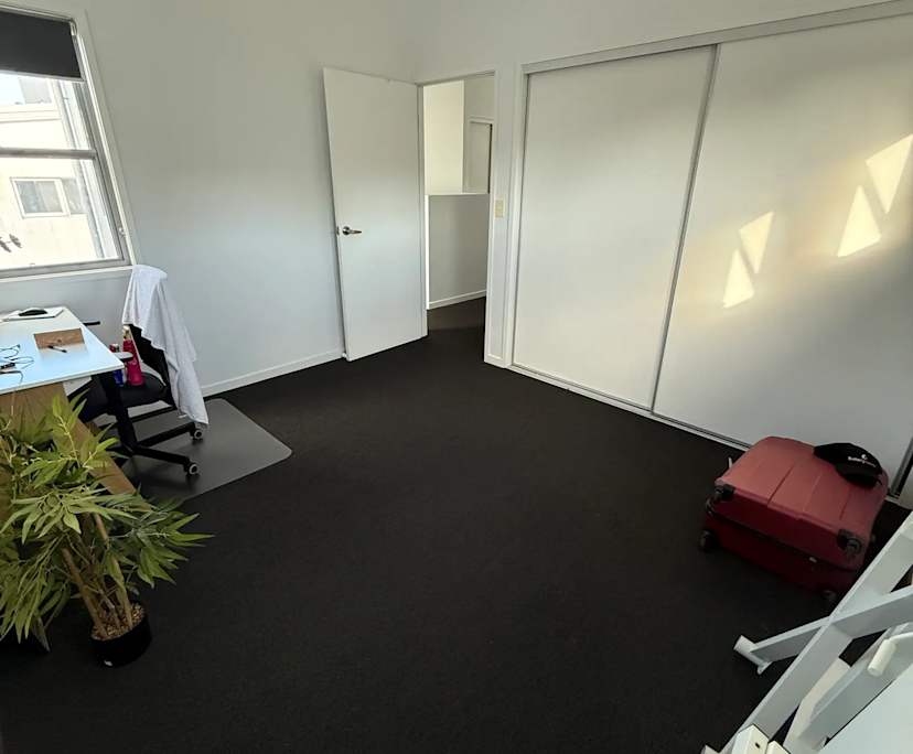 Unfurnished room in a share house