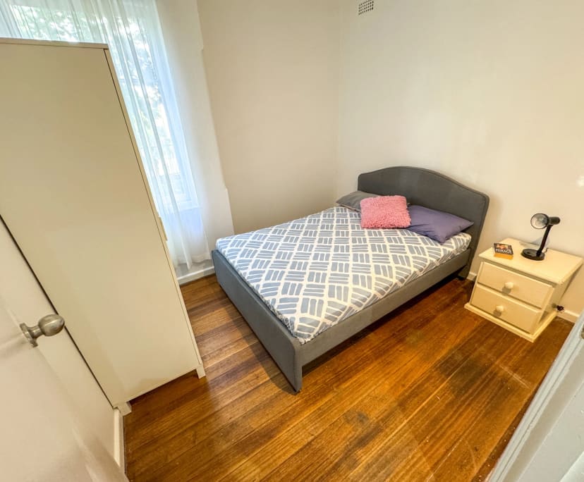 $950, Whole-property, 4 bathrooms, Balaclava VIC 3183