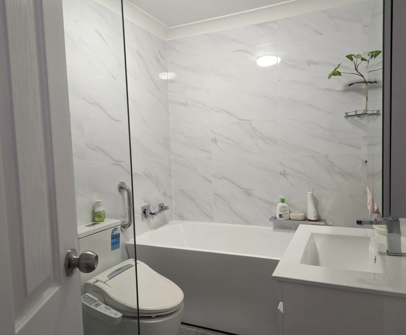 Furnished room with own bathroom