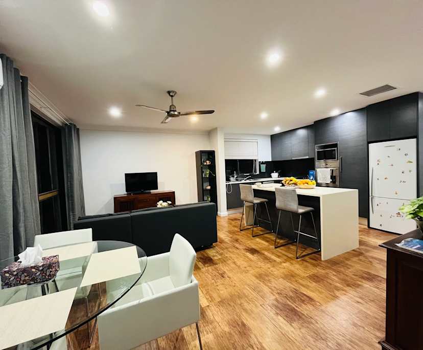 $480, Flatshare, 2 bathrooms, Surfers Paradise QLD 4217
