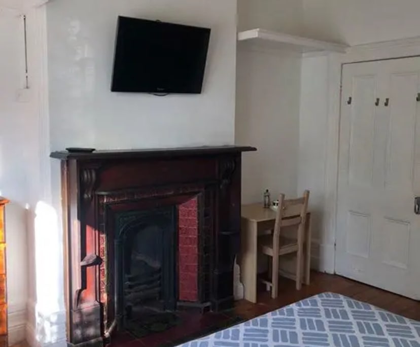 $350, Share-house, 2 bathrooms, St Kilda VIC 3182