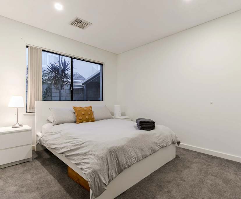 $350, Share-house, 2 rooms, Wannanup WA 6210, Wannanup WA 6210