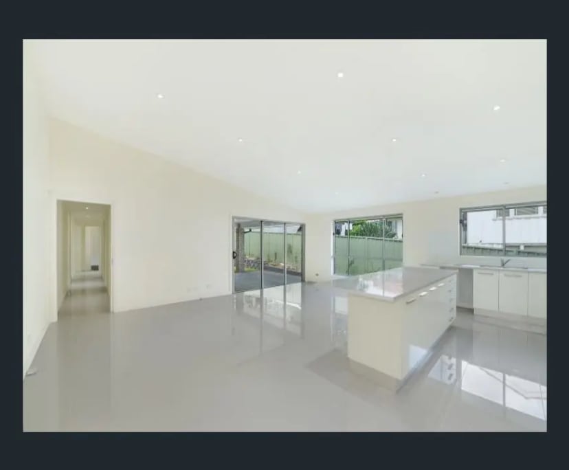 Unfurnished room in a share house
