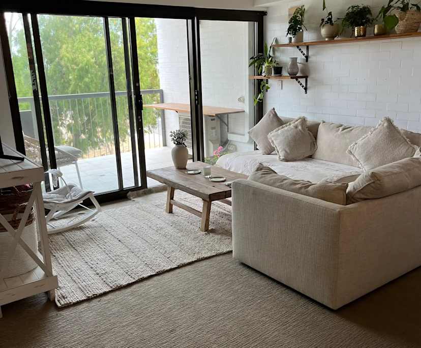 Furnished room with own bathroom