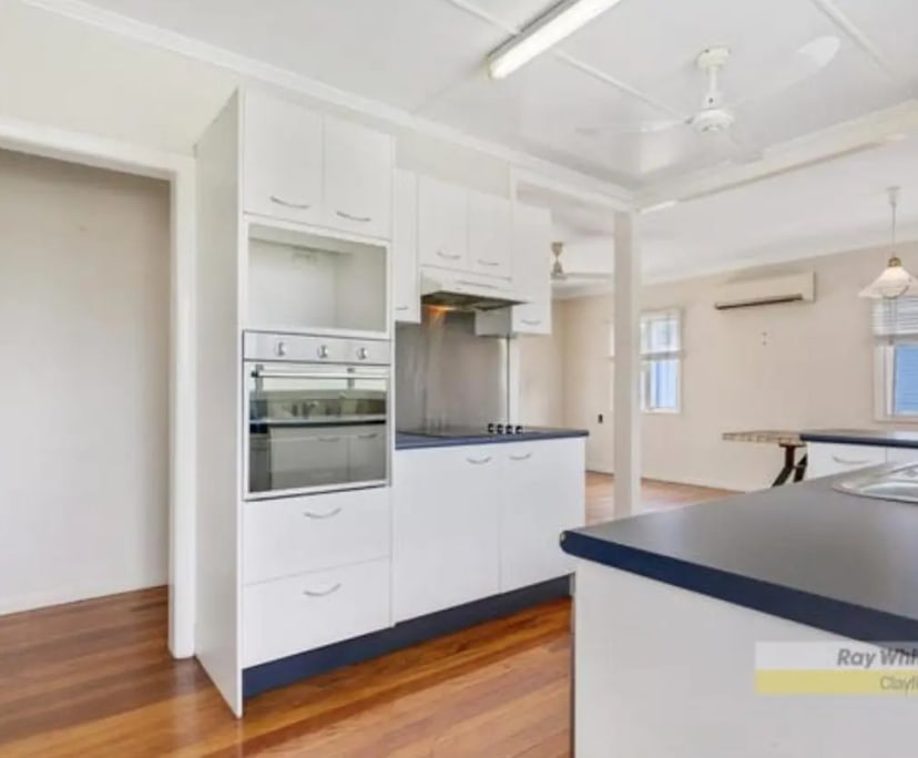 Whole property with 3 rooms for rent
