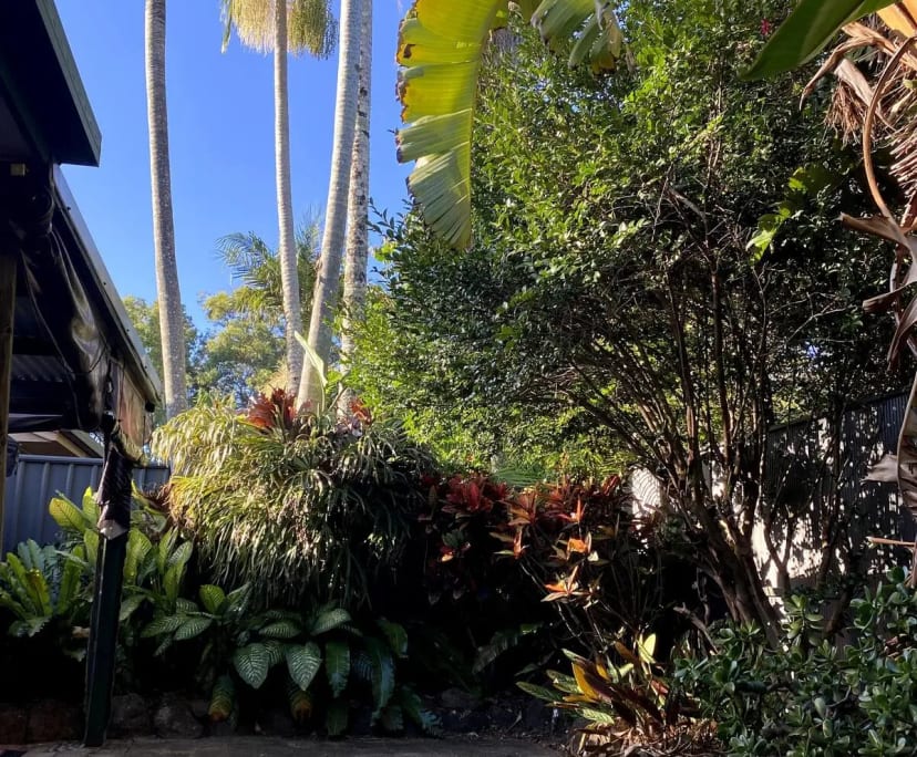 Room for Rent in Suffolk Park, NSW 360, Furnished...