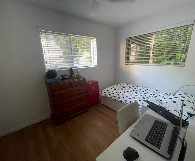 $350, Flatshare, 3 bathrooms, Kangaroo Point QLD 4169