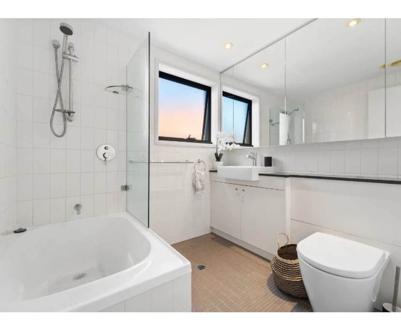 $700, Flatshare, 2 bathrooms, Randwick NSW 2031