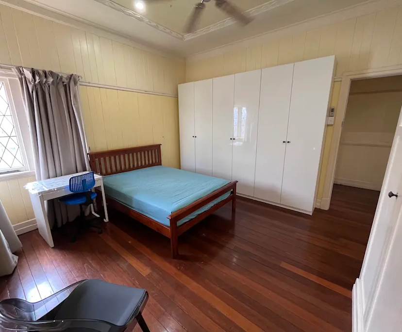 $330-360, Share-house, 2 rooms, Camp Hill QLD 4152, Camp Hill QLD 4152
