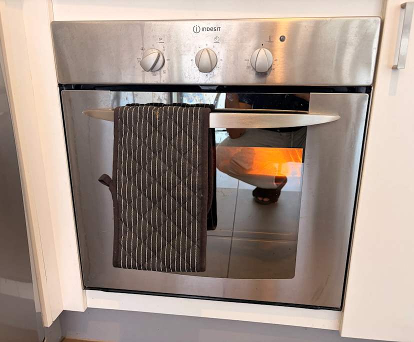 $300, Flatshare, 2 bathrooms, Oakleigh VIC 3166