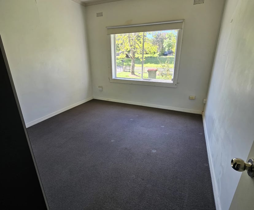 Room for Rent in Ballarat North, VIC 200, Unfurni...