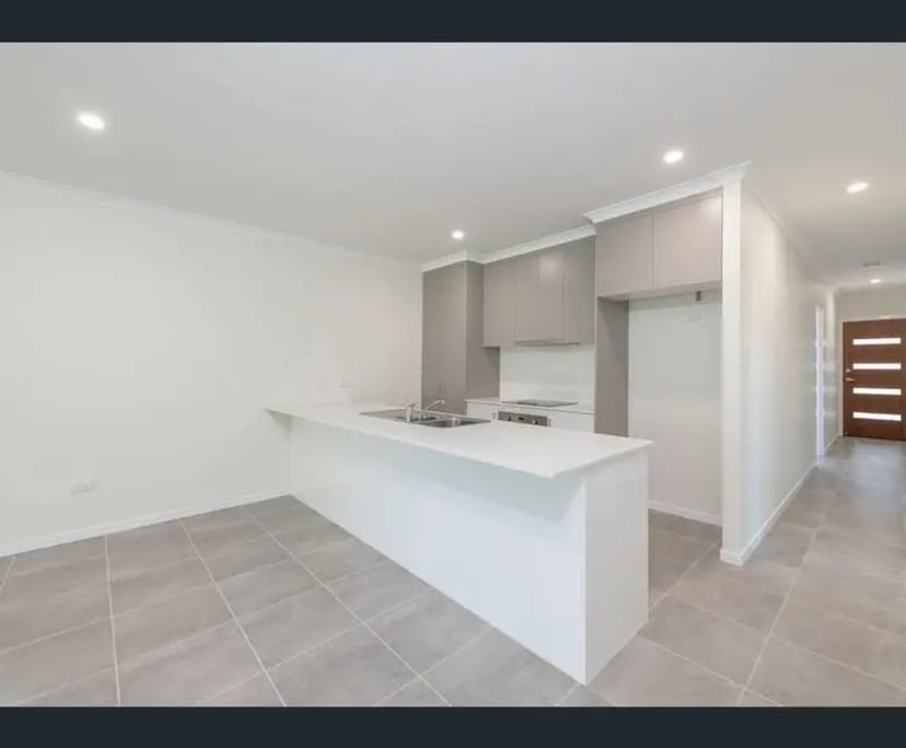 propertyImage