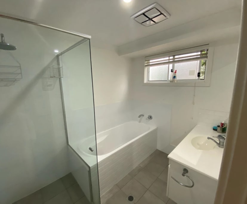 $200, Share-house, 6 bathrooms, Waratah West NSW 2298