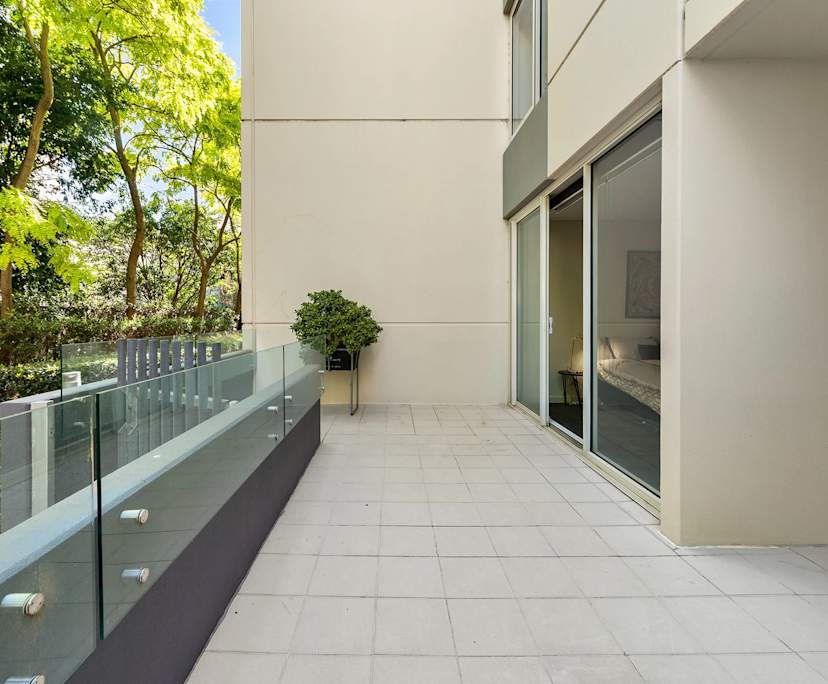 $390, Flatshare, 2 bathrooms, South Yarra VIC 3141