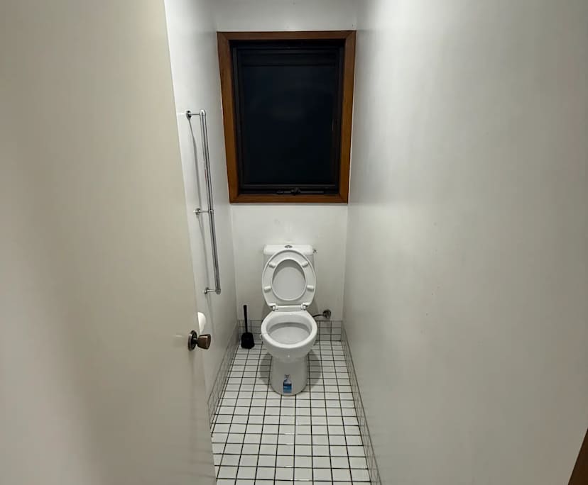 $220, Share-house, 2 rooms, Gladstone Park VIC 3043, Gladstone Park VIC 3043