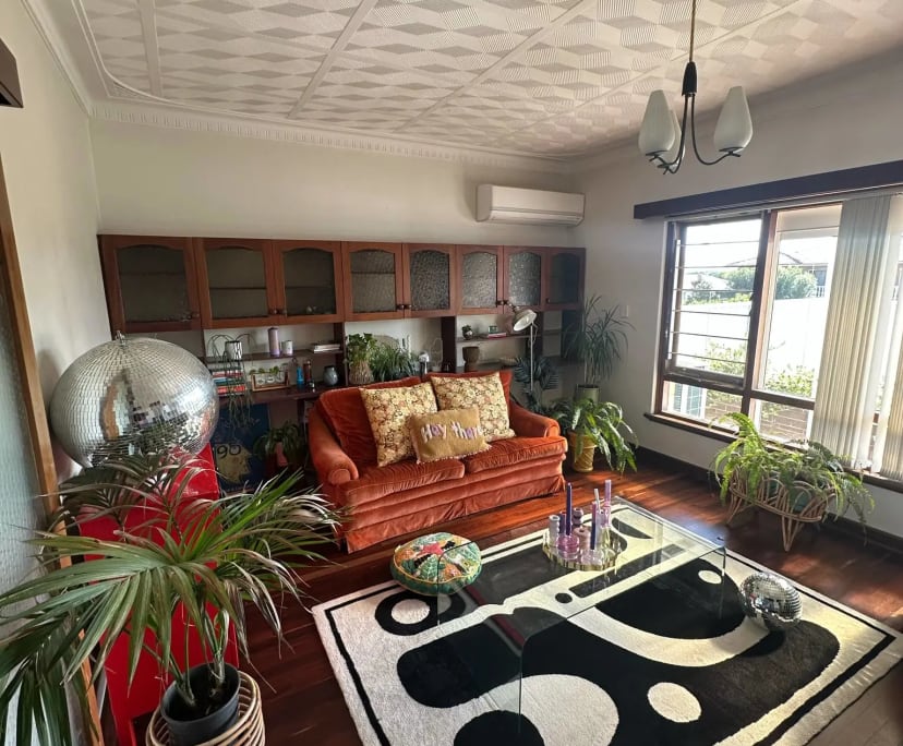 Unfurnished room in a share house
