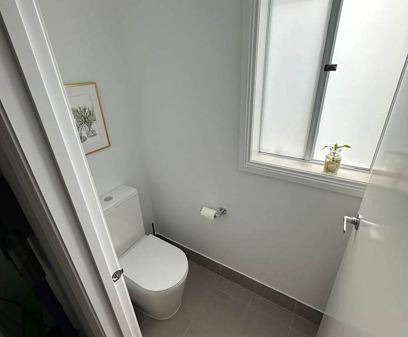 $210, Share-house, 3 bathrooms, Charlemont VIC 3217