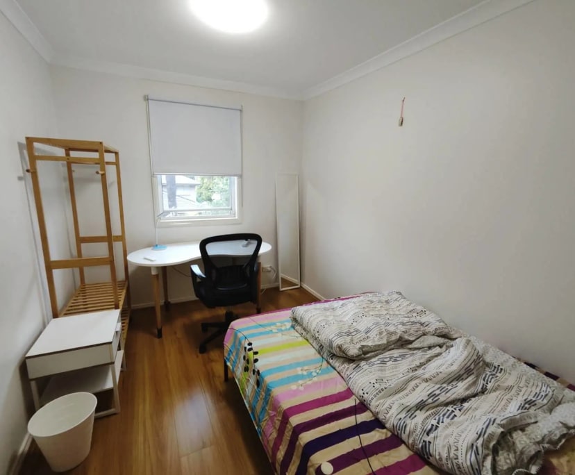 Furnished room in a share house
